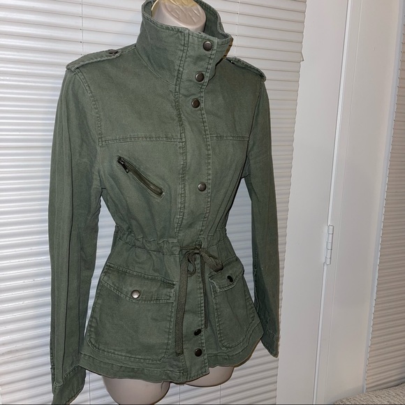 Forever 21 Light Weight Olive Jacket With Draw String Waist - Picture 6 of 10
